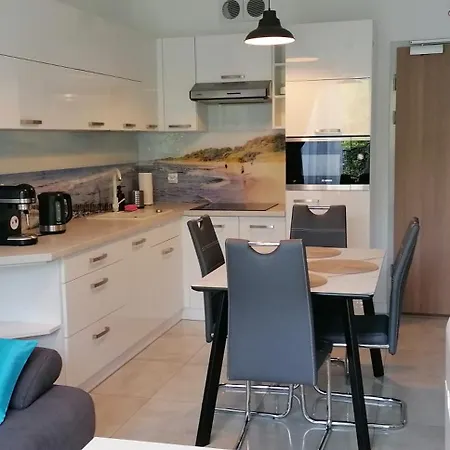 Apartamenty Mariela-Kolobrzeg Z Garazem Exterior photo