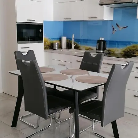 Apartamenty Mariela-Kolobrzeg Z Garazem Exterior photo