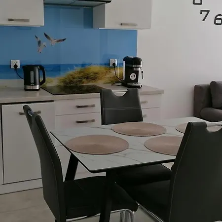 Apartamenty Mariela-Kolobrzeg Z Garazem Exterior photo