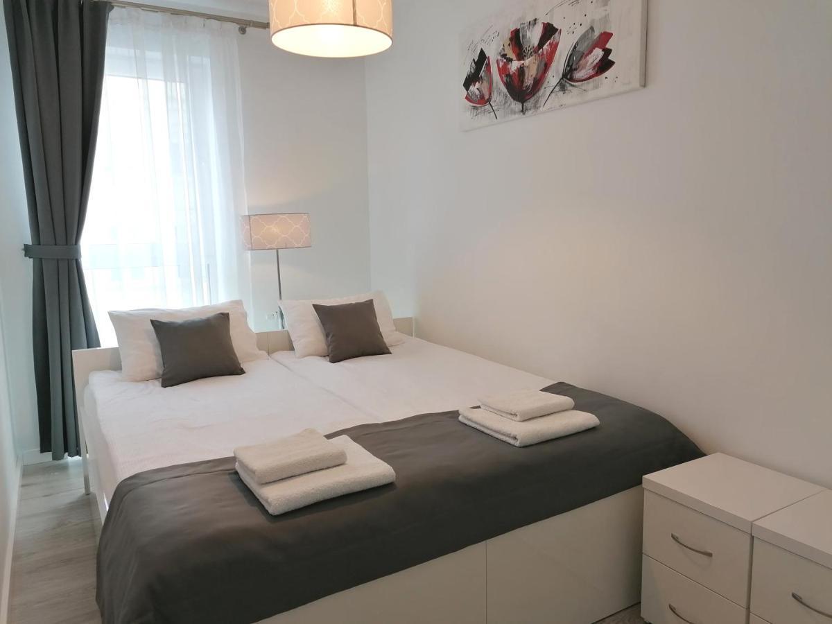 Apartmán Mariela-kolobrzeg Z Garazem Kolobřeh