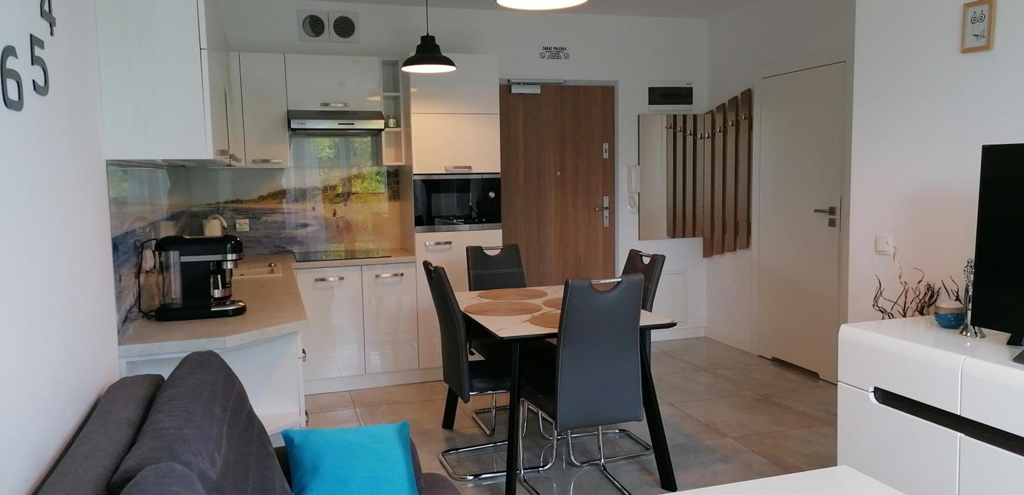 Mariela-kolobrzeg Z Garazem Apartmán Kolobřeh