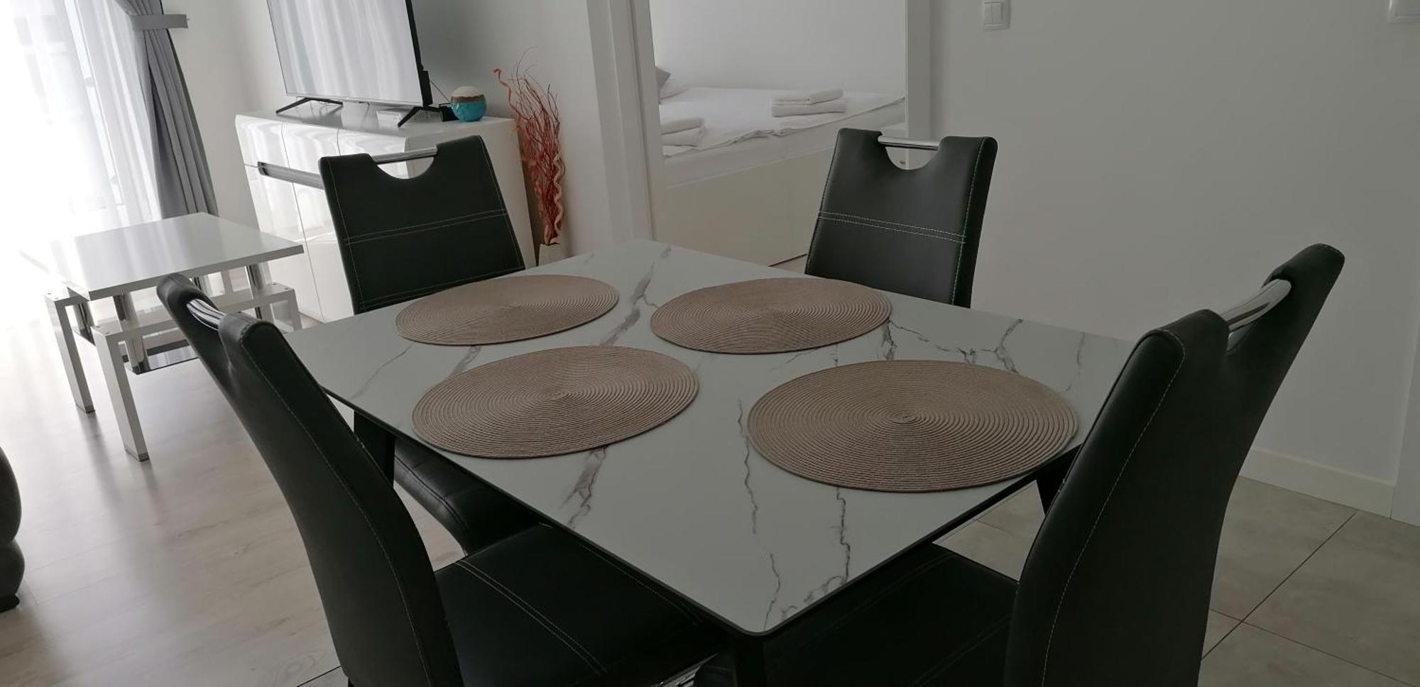 Apartmán Mariela-kolobrzeg Z Garazem *